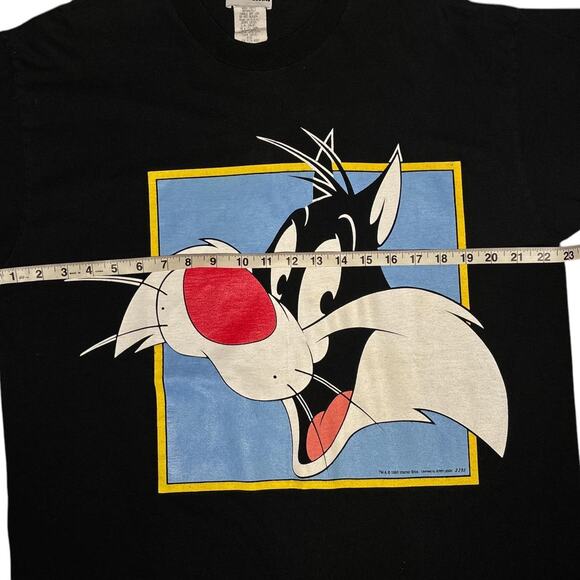 Vintage Looney Tunes Tee - Picture 6 of 7